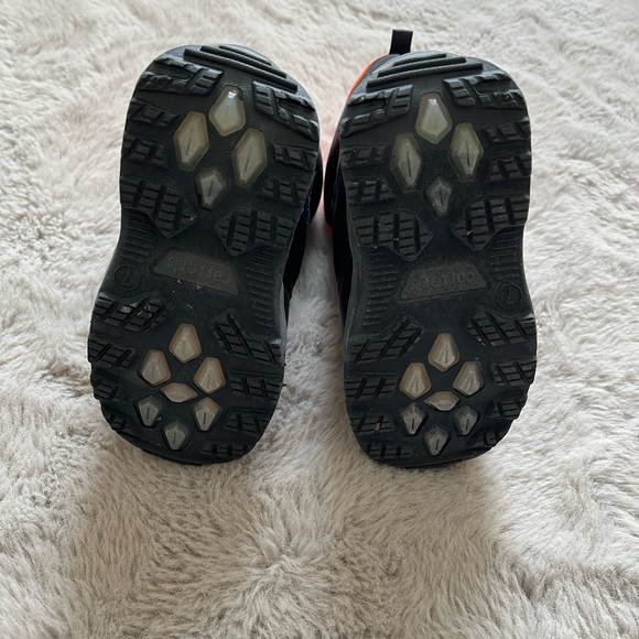 Carters Toddler Light-Up Snow Boot - Picture 10 of 10